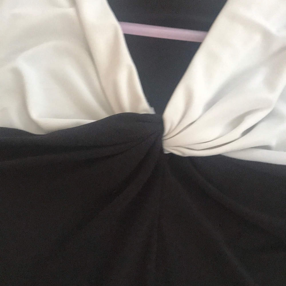 Calvin Klein Top - Picture 2 of 3